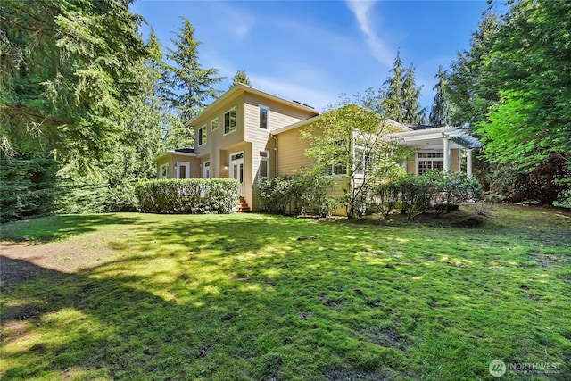 8380 SE 43rd St, Mercer Island, WA 98040 - exterior space featuring a pergola and a lawn