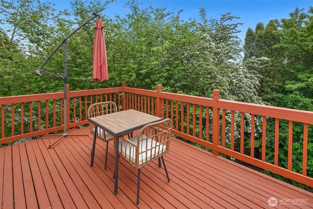 12635 Beacon Ave S, Seattle, WA 98178 - wooden terrace with outdoor dining space