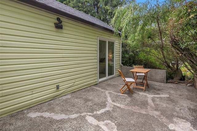 12635 Beacon Ave S, Seattle, WA 98178 - view of patio