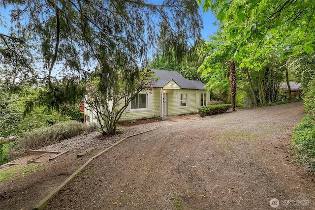 12635 Beacon Ave S, Seattle, WA 98178 - view of front facade featuring driveway