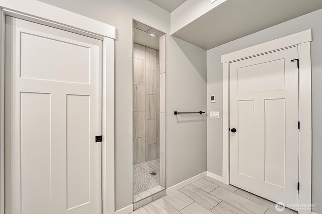 1827 Double Ditch Ct, Lynden, WA 98264 - full bath with baseboards and tiled shower