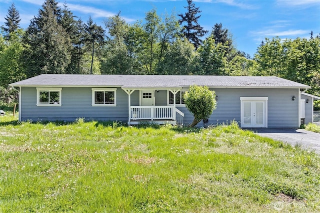592 Kodiak Ave, Camano Island, WA 98282 - single story home with french doors