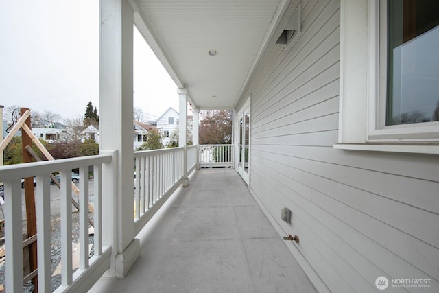 703 18th Ave S, Seattle, WA 98144 - view of balcony