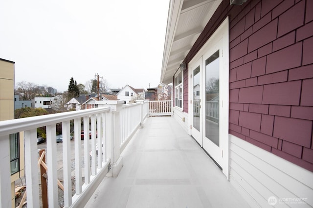 703 18th Ave S, Seattle, WA 98144 - balcony with a residential view