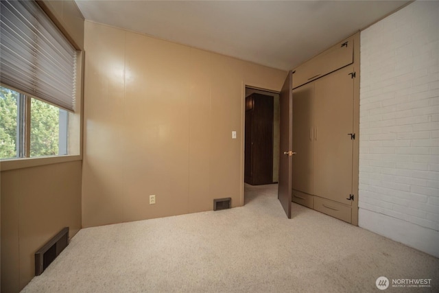 906 E 3rd Ave, Ellensburg, WA 98926 - unfurnished bedroom featuring carpet flooring