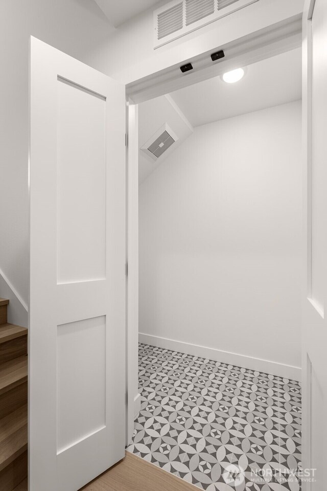 1625B 21st Ave, Seattle, WA 98122 - view of spacious closet