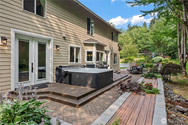 856 Hilltop Ave, Kent, WA 98031 - deck featuring a hot tub, a patio area, a grill, and outdoor dining space