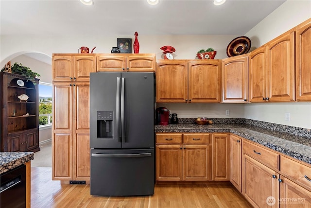 1552 Huntwood Ln, East Wenatchee, WA 98802 - kitchen featuring stainless steel fridge, black dishwasher, light wood-style flooring, dark countertops, and recessed lighting