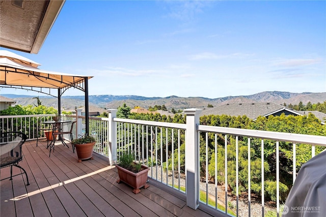 1552 Huntwood Ln, East Wenatchee, WA 98802 - wooden deck with a mountain view and a gazebo