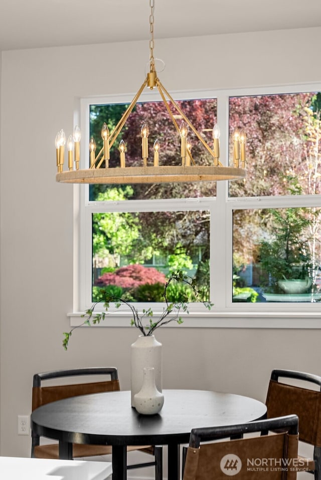 10604 NE 137th Pl, Kirkland, WA 98034 - view of dining space