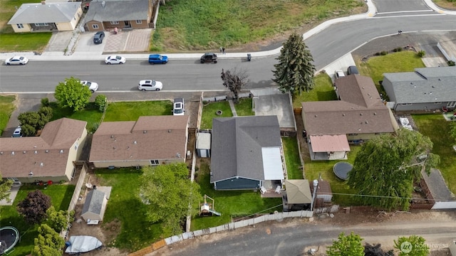 322 W 8th St, Warden, WA 98857 - aerial view of property and surrounding area featuring nearby suburban area