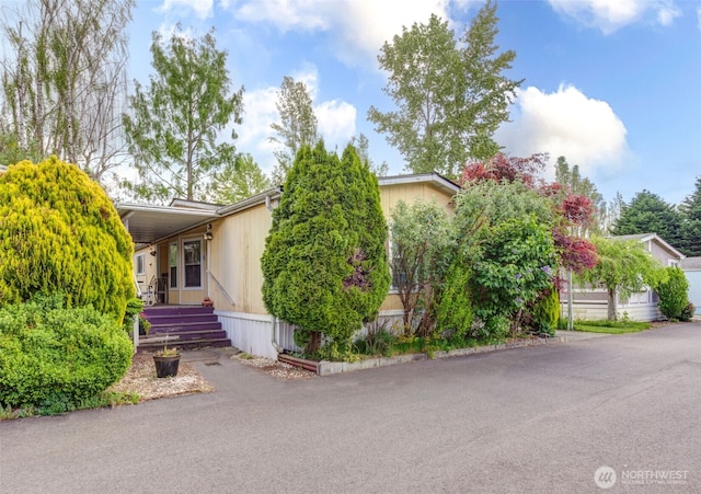 415 Lake View Rd Unit K8, Lynnwood, WA 98087 - view of front of property with covered porch
