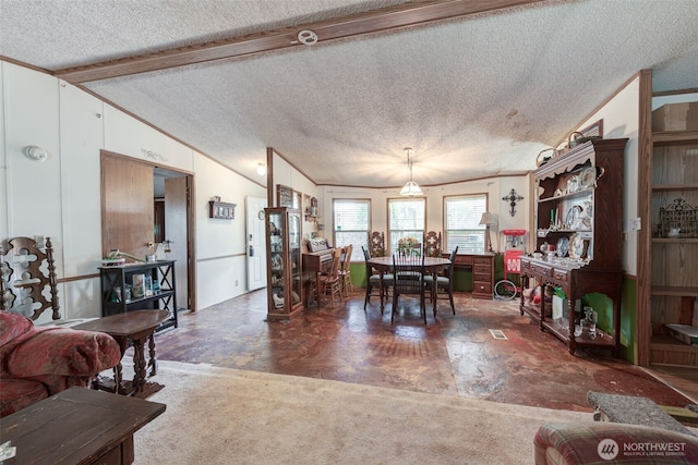 415 Lake View Rd Unit K8, Lynnwood, WA 98087 - dining space with a textured ceiling and vaulted ceiling