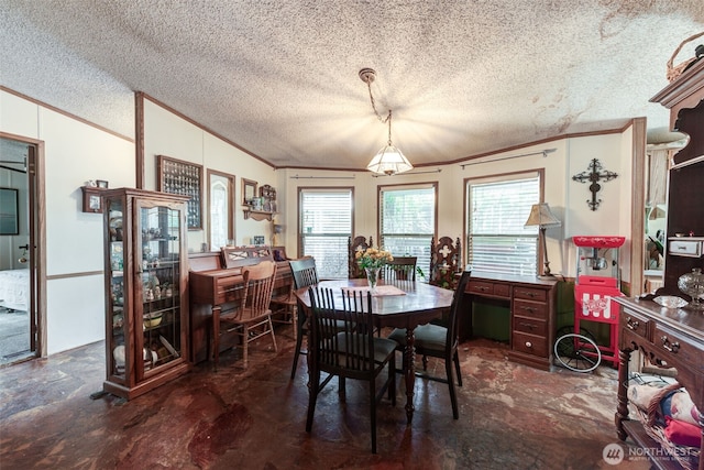 415 Lake View Rd Unit K8, Lynnwood, WA 98087 - dining area with ornamental molding and a textured ceiling