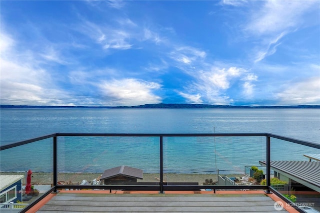 3312 SW 172nd St, Burien, WA 98166 - balcony featuring a water view
