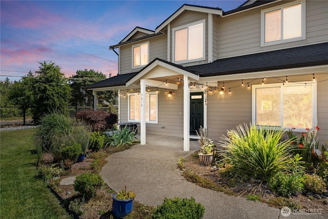 3612 64th St E, Tacoma, WA 98443 - view of front facade with covered porch and a shingled roof