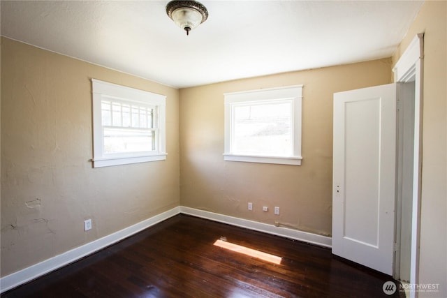 618 Coolidge Rd, Aberdeen, WA 98520 - unfurnished bedroom featuring hardwood / wood-style flooring and baseboards