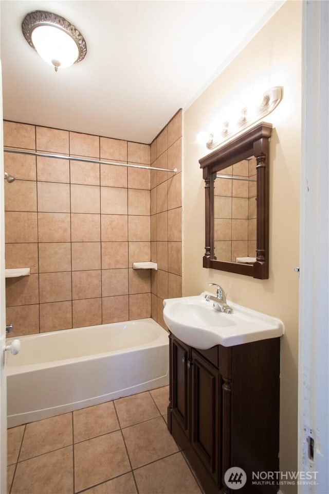 618 Coolidge Rd, Aberdeen, WA 98520 - bathroom with vanity, tile patterned floors, and shower / bath combination