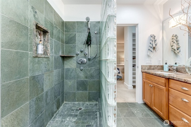 2015 SE Columbia River Dr Unit 320, Vancouver, WA 98661 - full bath with vanity and tiled shower