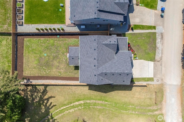 aerial view of property and surrounding area