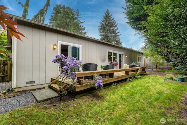 707 Harvest Rd, Bothell, WA 98012 - rear view of property with a deck