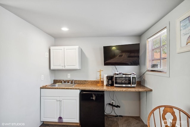 21058 State Highway 17 N, Soap Lake, WA 98851 - bar area featuring a sink, stainless steel microwave, carpet flooring, refrigerator, and recessed lighting