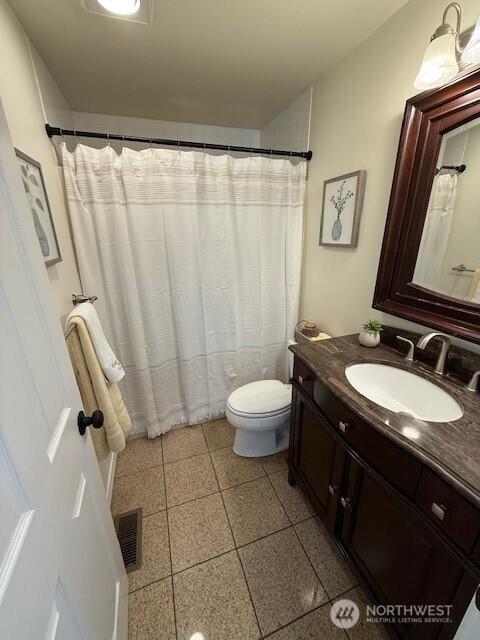 39418 200th Ave SE, Auburn, WA 98092 - bathroom featuring vanity and toilet