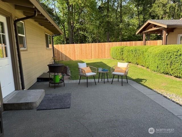 39418 200th Ave SE, Auburn, WA 98092 - view of patio / terrace