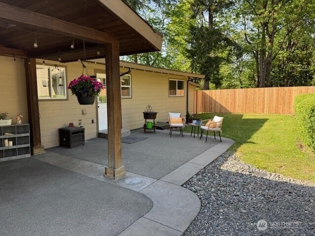 39418 200th Ave SE, Auburn, WA 98092 - view of patio / terrace
