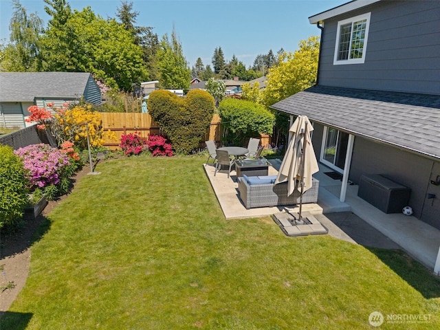 3342 Greenwood Ave W, University Place, WA 98466 - view of yard with a patio