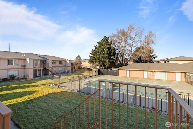 3121 W Hood Ave Unit E203, Kennewick, WA 99336 - view of yard with a residential view and a community pool