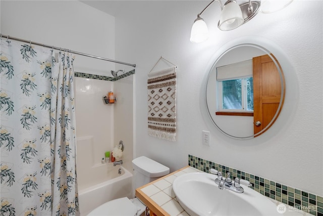 7537 Canyon View Dr, Glacier, WA 98244 - bathroom with toilet, decorative backsplash, shower / bath combo, and vanity