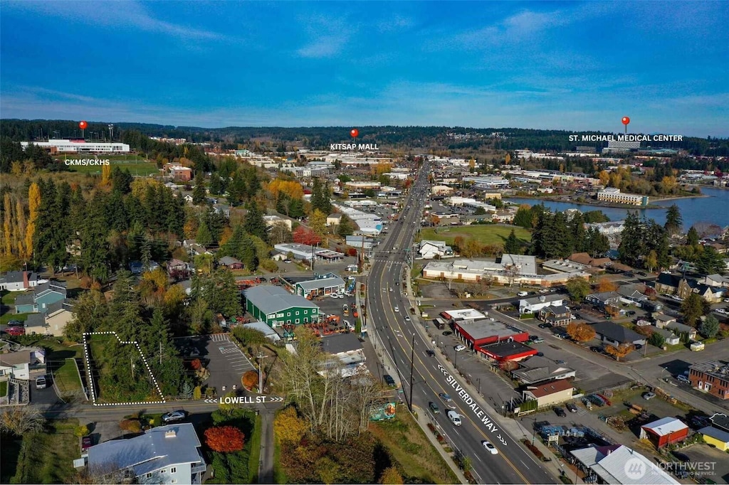 1111 NW Lowell St, Silverdale, WA 98383