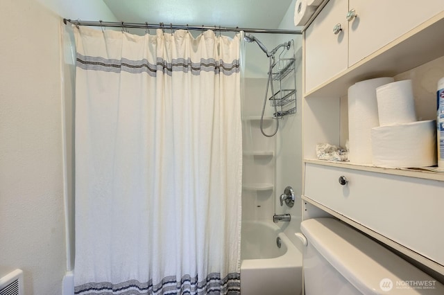 4503 Yew Ln SW, Lakewood, WA 98499 - full bathroom with shower / bath combination with curtain and toilet