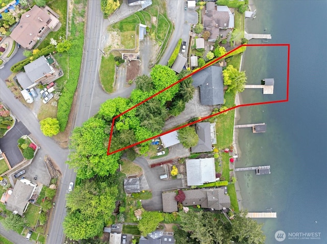 10918 Vernon Rd, Lake Stevens, WA 98258 - aerial view of residential area with property boundaries highlighted and a nearby body of water