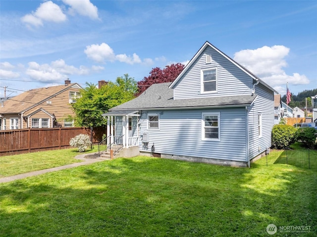 166 SW Lewis St, Chehalis, WA 98532 - back of property featuring roof with shingles