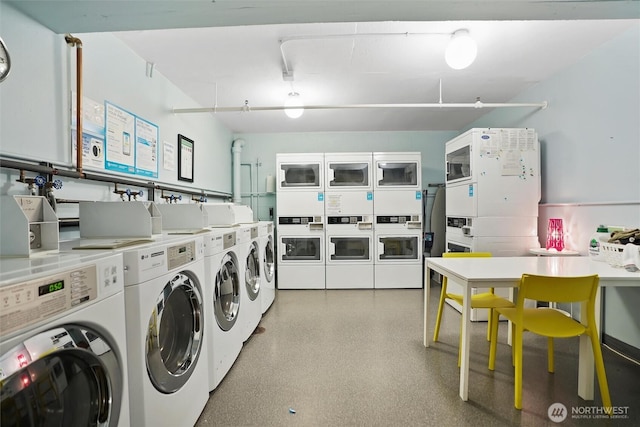 1200 Boylston Ave Unit 301, Seattle, WA 98101 - shared laundry featuring stacked washer / dryer and washing machine and clothes dryer