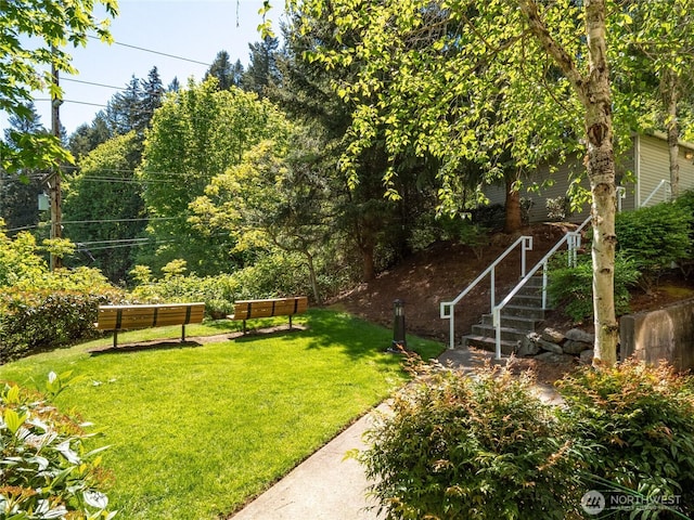 21450 40th Pl S Unit A, Seatac, WA 98198 - view of grassy yard