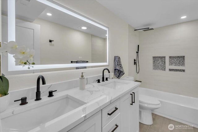 1246 SW 148th St, Burien, WA 98166 - full bathroom featuring toilet, washtub / shower combination, double vanity, recessed lighting, and tile patterned floors