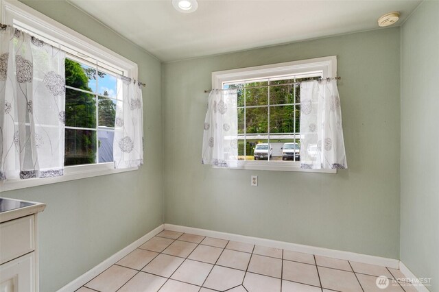 414 W Wyandotte Ave, Shelton, WA 98584 - empty room featuring a smoke detector and light tile patterned floors