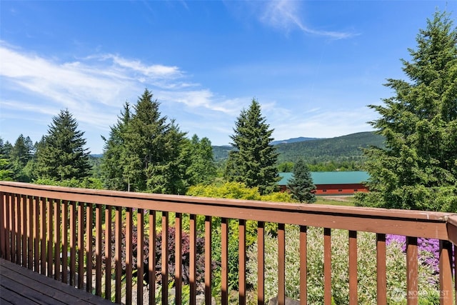 55771 Mossyrock Ave, Mossyrock, WA 98564 - deck with a wooded view