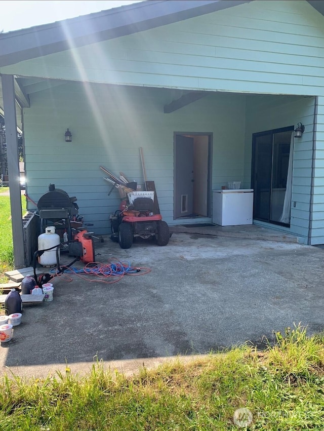 111 3rd St, Port Hadlock, WA 98339 - back of property featuring a patio area