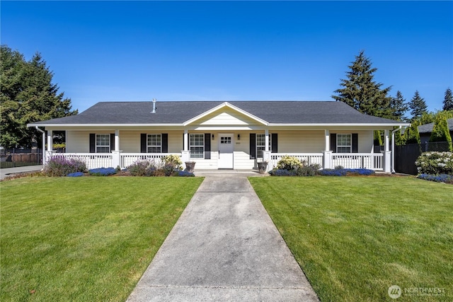 ranch-style house with covered porch