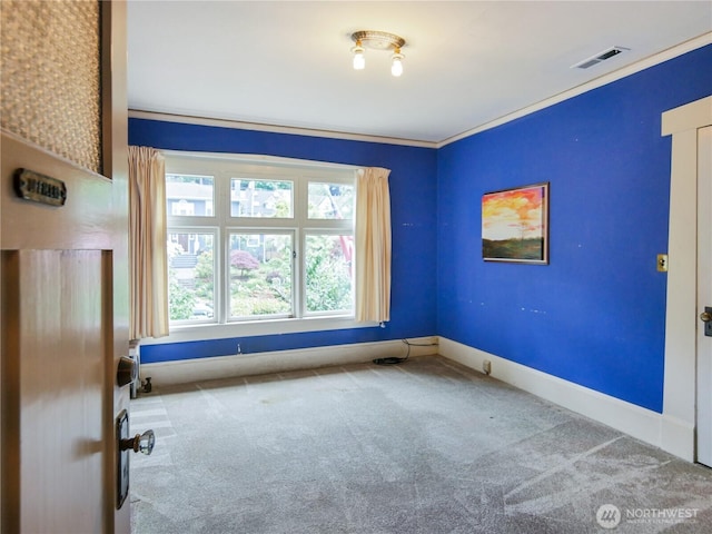 215 N Forest St, Bellingham, WA 98225 - carpeted empty room featuring baseboards