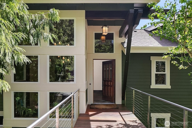 1624 Mallard Ln, Bellevue, WA 98008 - view of exterior entry with roof with shingles