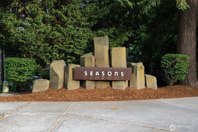 15927 35th Dr SE, Bothell, WA 98012 - view of community sign