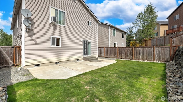 28843 213th Ct SE, Kent, WA 98042 - rear view of house with a patio area, an AC wall unit, crawl space, and entry steps