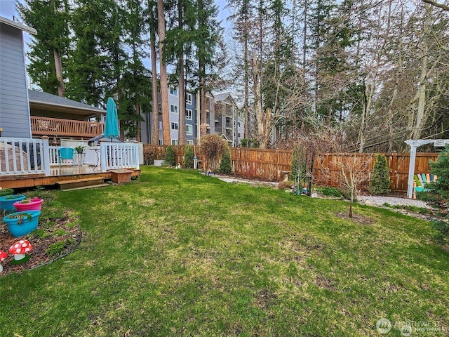2332 130th Pl SE, Everett, WA 98208 - view of yard with a deck