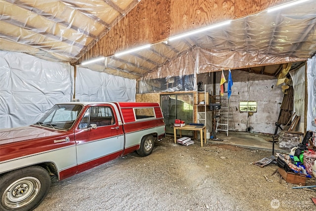 302 Hemenway Rd, Winlock, WA 98596 - view of garage