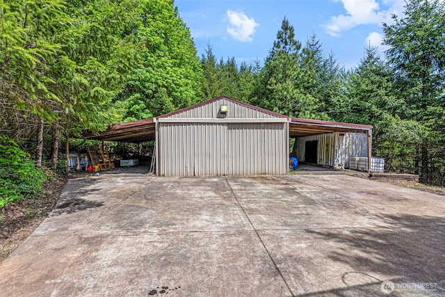 302 Hemenway Rd, Winlock, WA 98596 - garage with a garage